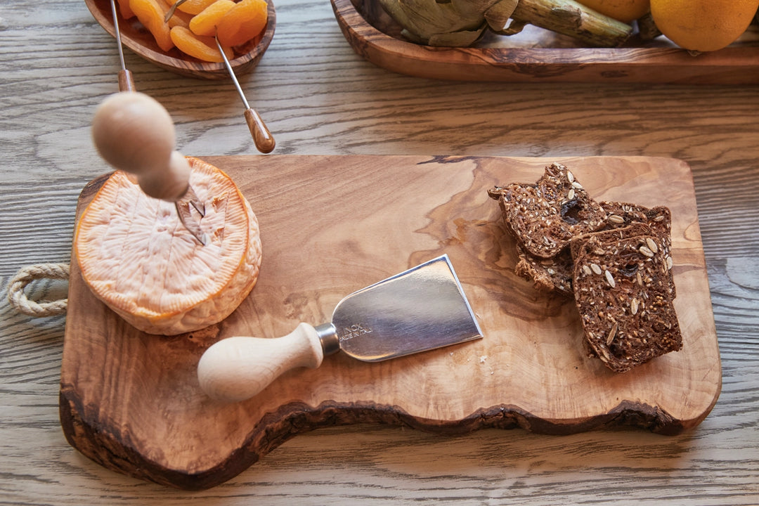 Italian Beechwood Cheese Board Utensil Set