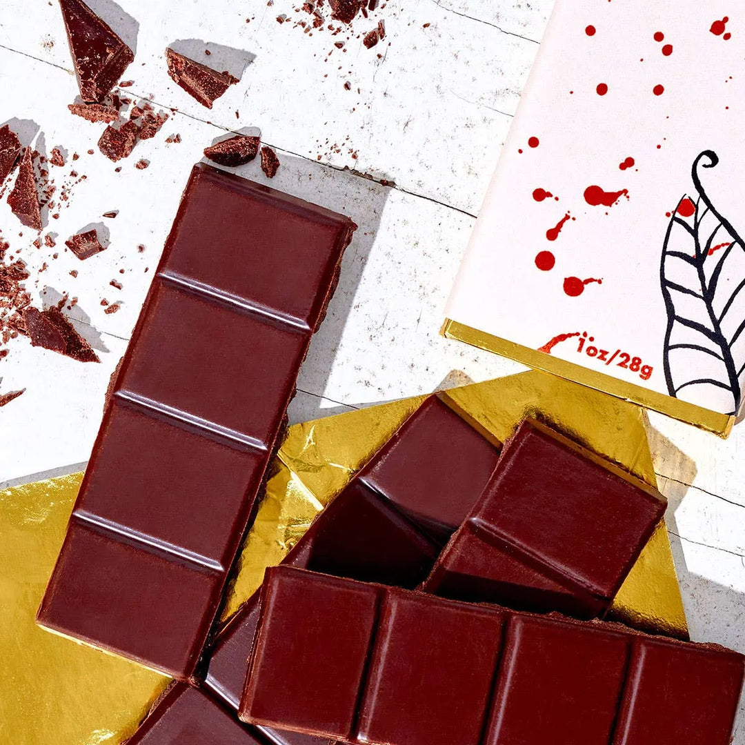 Fine &amp; Raw - Signature 67% Raspberry Chocolate Bar